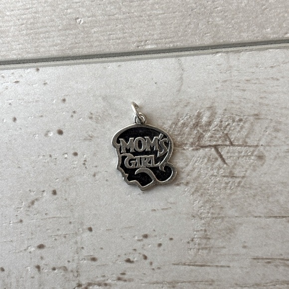 James Avery